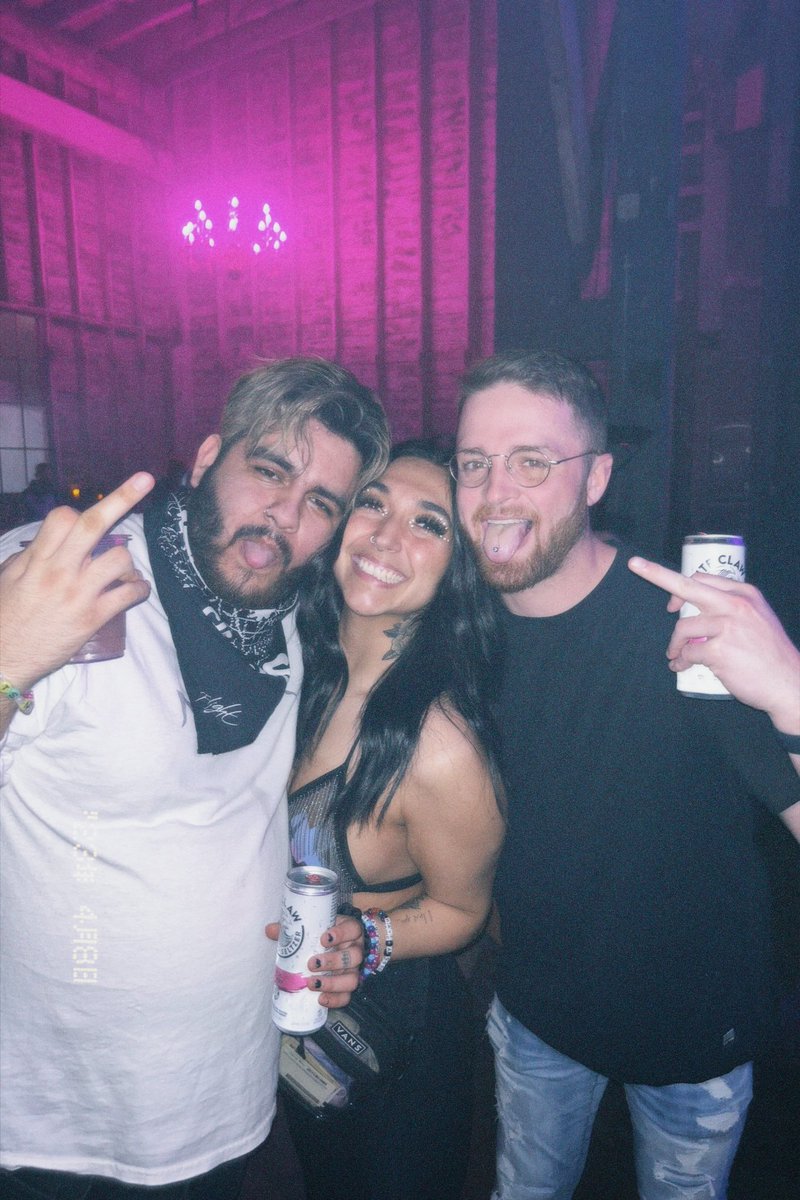 deeestineyy's tweet image. we luv north warehouse and we luv dr fresch 💃