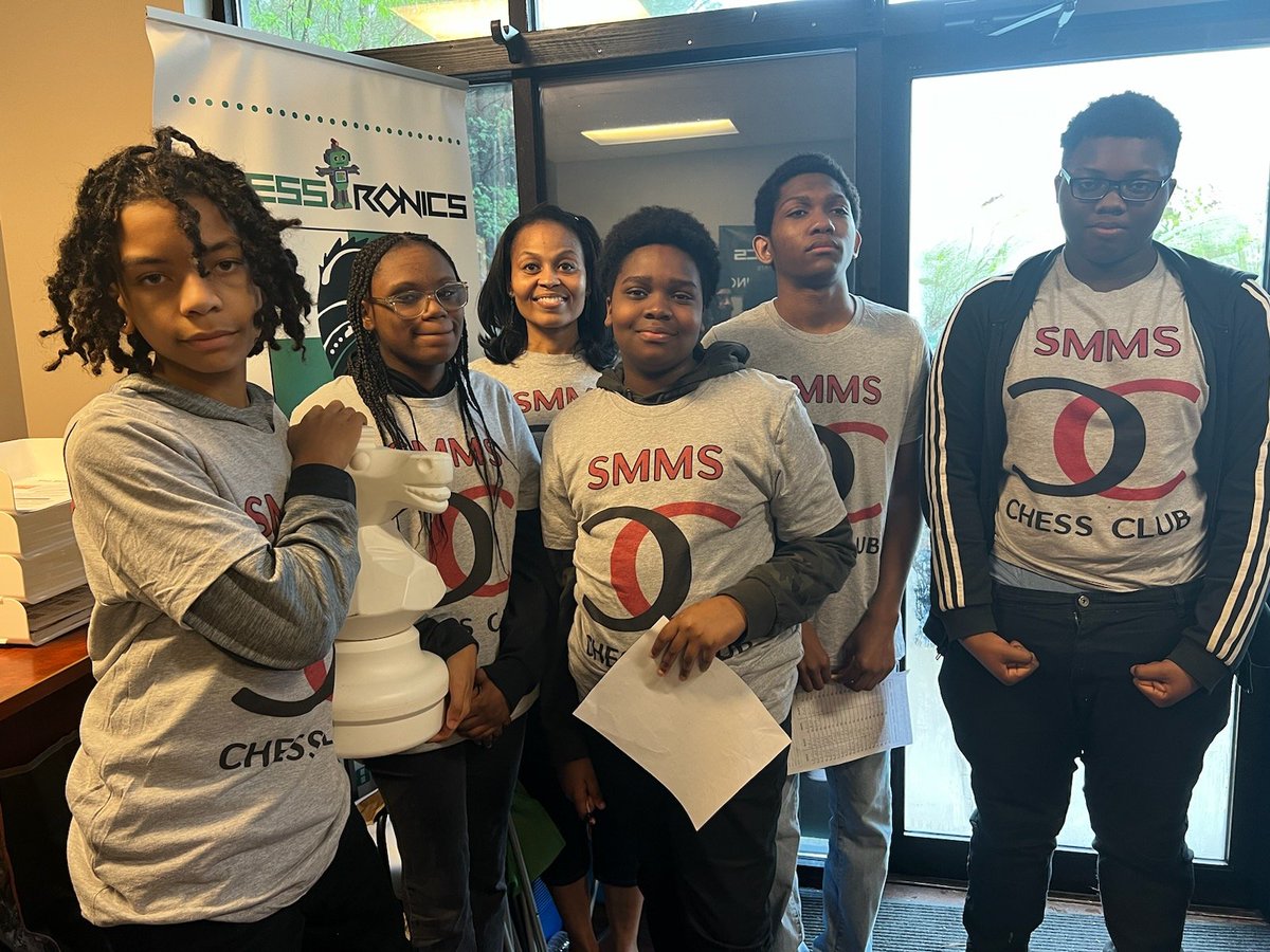 atomicsci16's tweet photo. @smmspirates1 Stone Mountain Middle School's Best &amp; Brightest, compete at the Georgia Chess Association Scholastic Tournament, on Saturday,  April 8th, 2023. Great minds at work to bring home a win! Go Team! https://t.co/LKIkP5AH27
