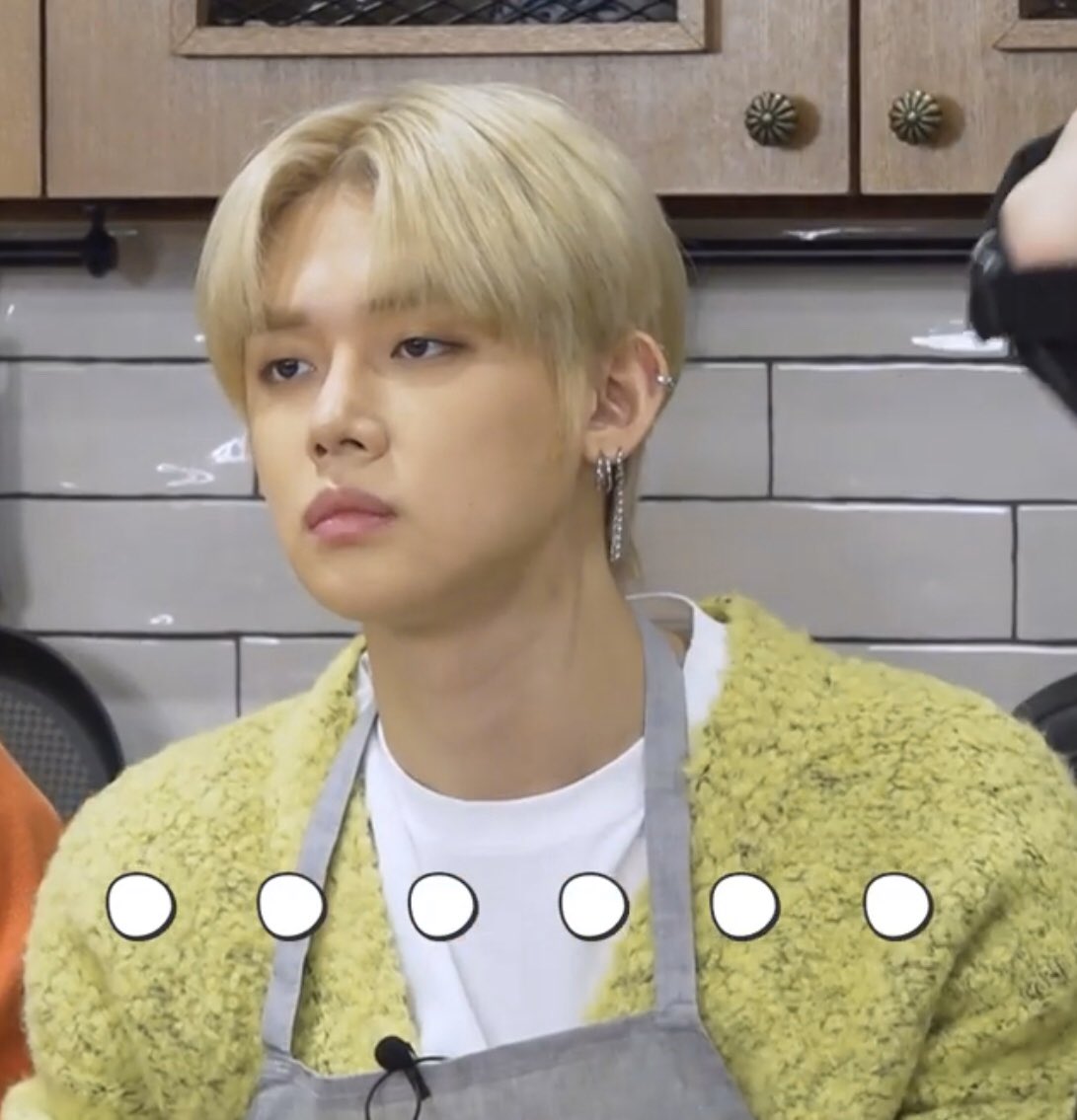 Amk şohbeni bozulmuş gece gece göt gibi kaldım banyoda çaydanlıkta su kaynattırdım anneme