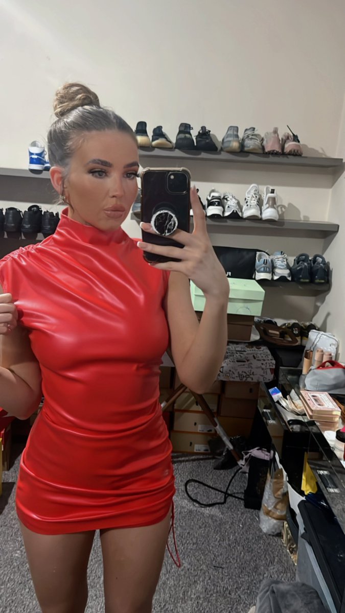 AmieDoyle94's tweet photo. 🥶🍄 https://t.co/NKYqdn4hin