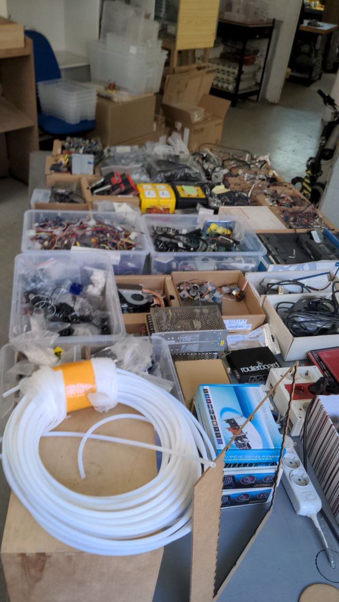 Makespace Madrid tweet media