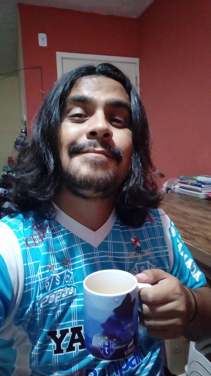 nano_bananoh's tweet image. Por fora &quot;tranquilo&quot;, mas por dentro bastante nervoso com o jogo! 💙🤍🐺😬 PS.: aquela cachaça de leve! #PraCimaPapao