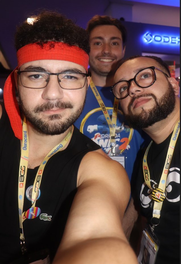 PapoIncerto's tweet photo. @choquei @Pedrocaxa_ 
@pndxx__ 
@oRuyzo 
@eurkplay 
Yago Fernandes Dublador https://t.co/lUcRNBwrUP