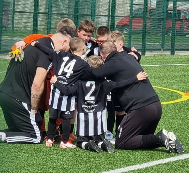 pontyacademyfc's tweet image. A great day of football for our Foundation Phase age groups. The 8s-11s enjoying high-quality games on Easter Sunday against @AcademyCambrian. Thanks to Cambrian for hosting and travelling and as always, thanks to our parents and players for their continued dedication. #PontyWay