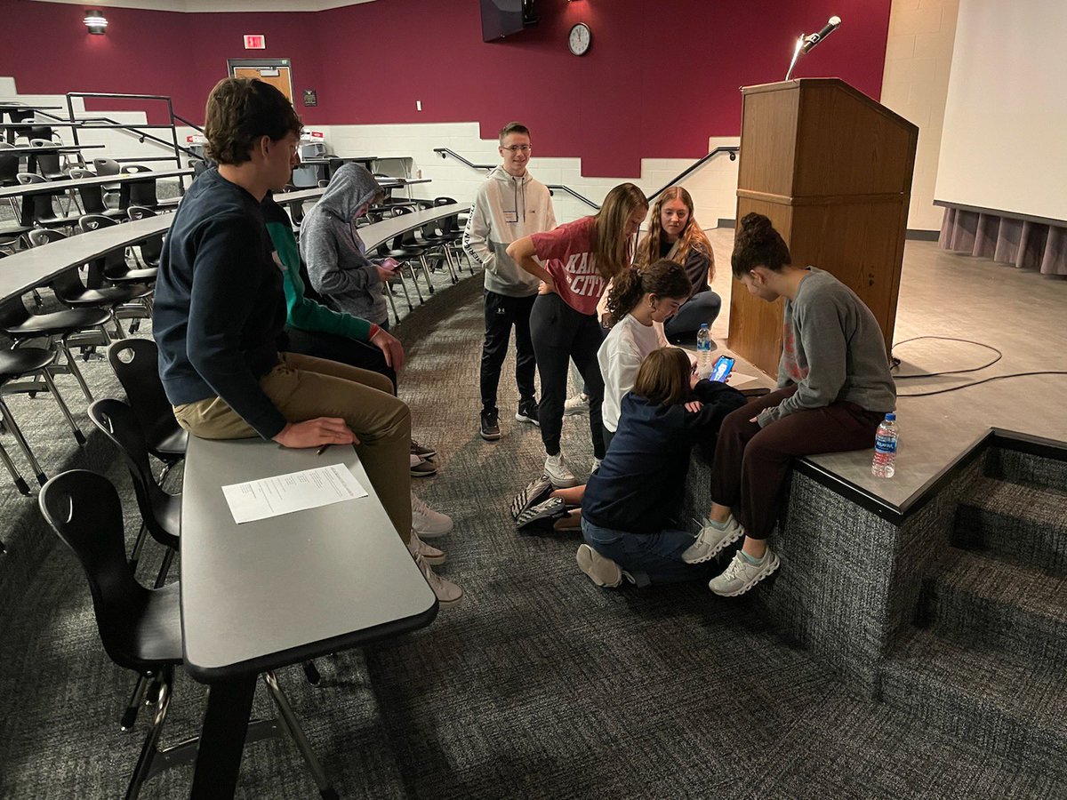 Titan Smart tweet media