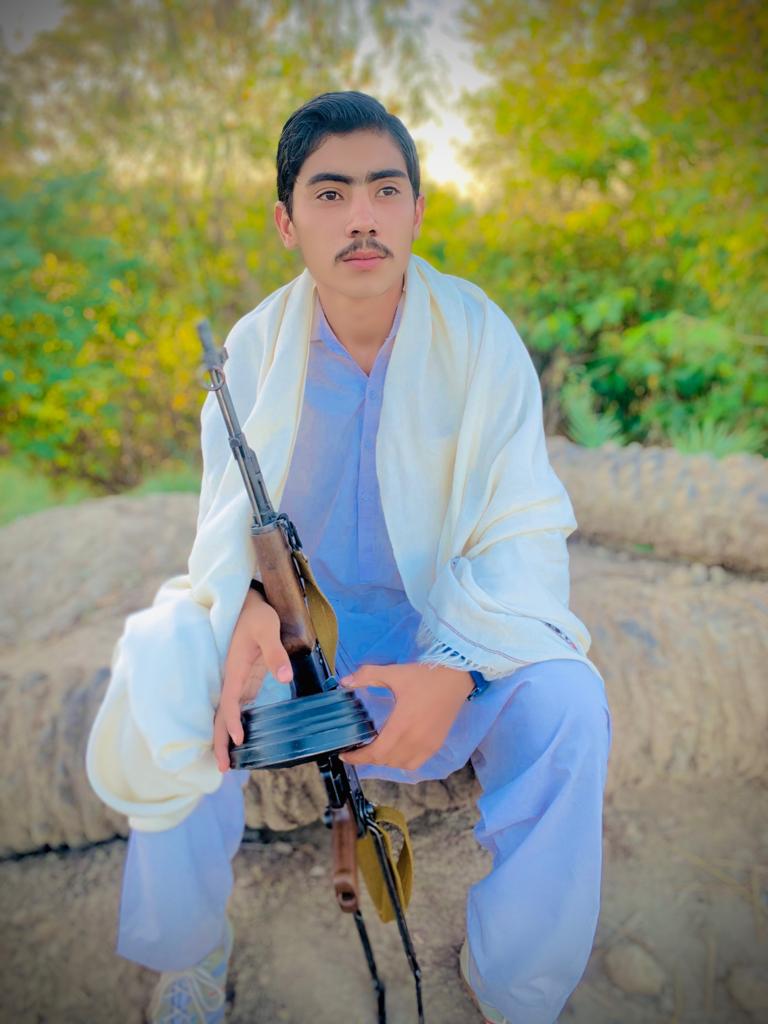 Faizan khan tweet media