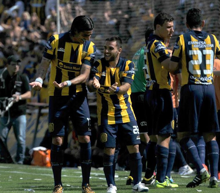 Somos_Canallas's tweet photo. A veces...

Se gana.
Se gana.
Se gana.
Se gana.
Se empata.
Se gana.
Se regala uno.
Se gana.
Se gana.
Se gana.
Se empata.
Se empata.
Se gana.
Se empata.
Se regala otro.
Se gana. 
Se empata 

+16, y QUINCE AÑOS SIN GANARNOS EN EL CHIQUERO 🤏🏼 https://t.co/3zqzedZLwK