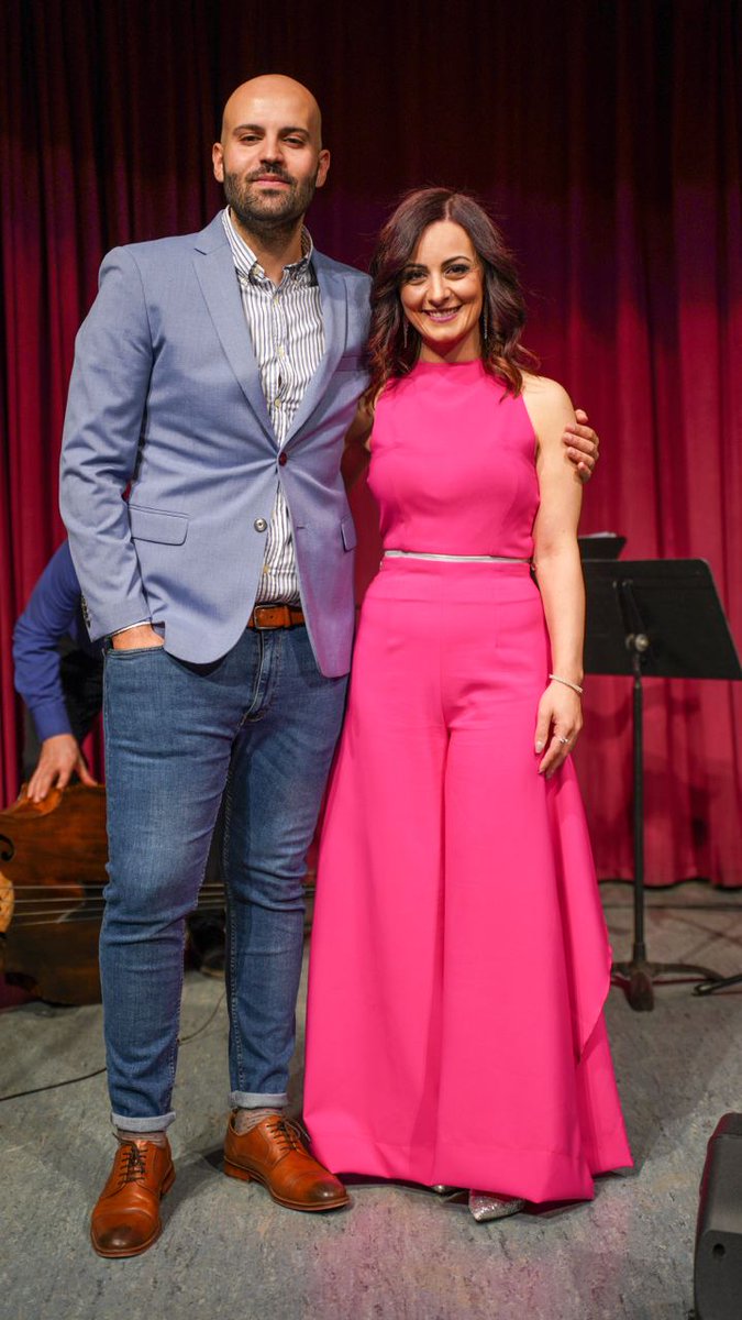 Confluence tweet media