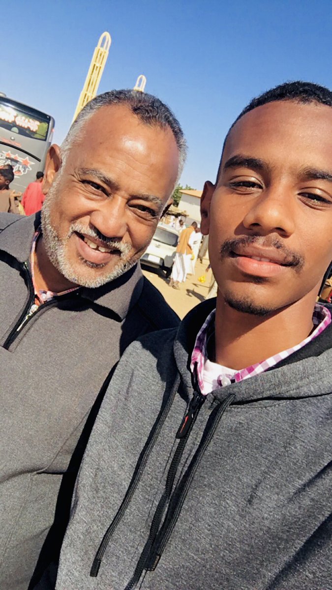 سيد الناس وسيد الكل وأبونا وأُمنا وصاحبنا .. ببركة الشهر الكريم ده ربنا يخليك لينا ويديك الصحة والعافية🤍🤍🤍🤍🤍🤍🤍