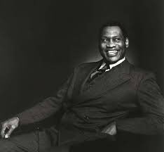 The Giant, #PaulRobeson, is 125 years old today. 

He remains steadfast: “I saw no reason why my convictions should change with the weather. I was not raised that way…”

His songs and praises are still being sung all over the world. #EverythingMan #BlackStudy #HBD