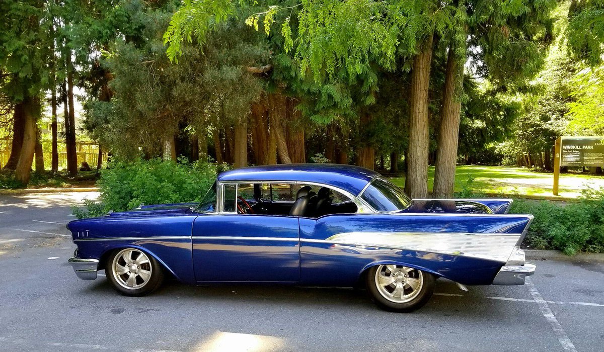 1957 Chevy Bel Air ..LS-1 motor..automatic..sold for $52,500 on Hemmings…nice color..💙💙💙