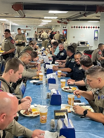 JeffGreenwalt's tweet photo. Huge Thank You @TxDPS coming to @austintexasgov  on Easter weekend being away from your families to help us out. We appreciate you! @Austin_Police https://t.co/sAak3O9oAD