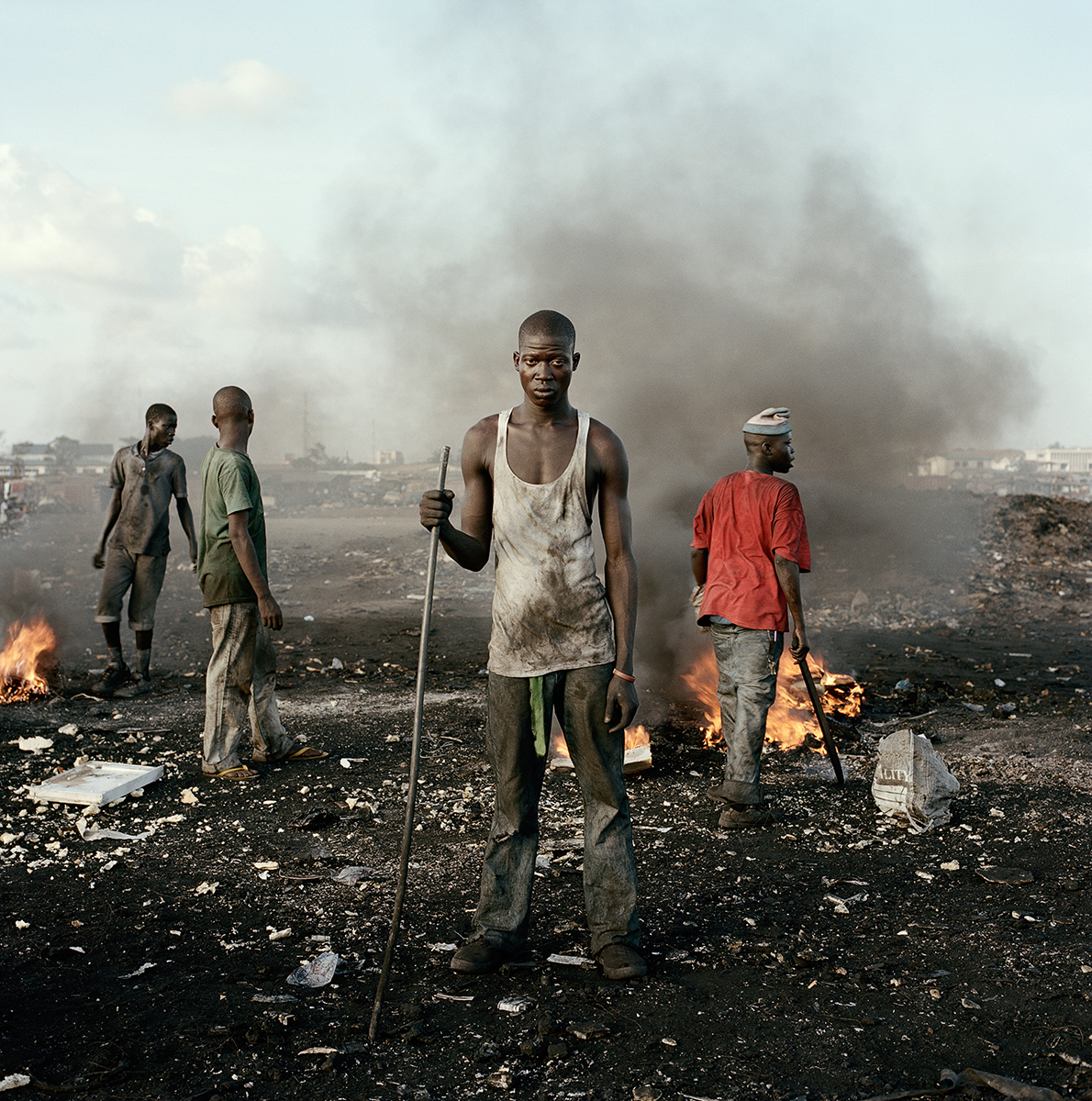 fellowshiptrust's tweet photo. Every year, western countries produce about 50 million tons of electronic waste. Unfortunately, most of this waste is sent to developing countries under the guise of reducing the digital divide, creating jobs, and helping people. However, the reality is quite different. https://t.co/6Mw5T1oKZc