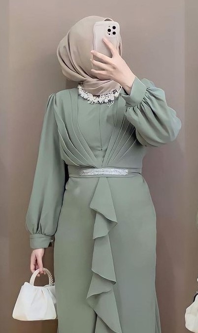 ootdselebgram's tweet photo. 💚💚💚:  https://t.co/OcJUUSW3Y2 https://t.co/RjgdUEAoq6