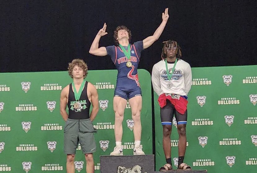 Chris Baptiste (@chrisbaptiste_3) on Twitter photo 2 place in regionals. State qualifiers π―ππΎ 3rd time going to state for my last ride in highschool
<a href="/RHSPanthersFB/">RHS Football</a>
<a href="/oneclaysports/">Clay County Athletics</a>
<a href="/RHSPAthletics/">Ridgeview Athletics</a> 2 place in regionals. State qualifiers π―ππΎ 3rd time going to state for my last ride in highschool
<a href="/RHSPanthersFB/">RHS Football</a>
<a href="/oneclaysports/">Clay County Athletics</a>
<a href="/RHSPAthletics/">Ridgeview Athletics</a>