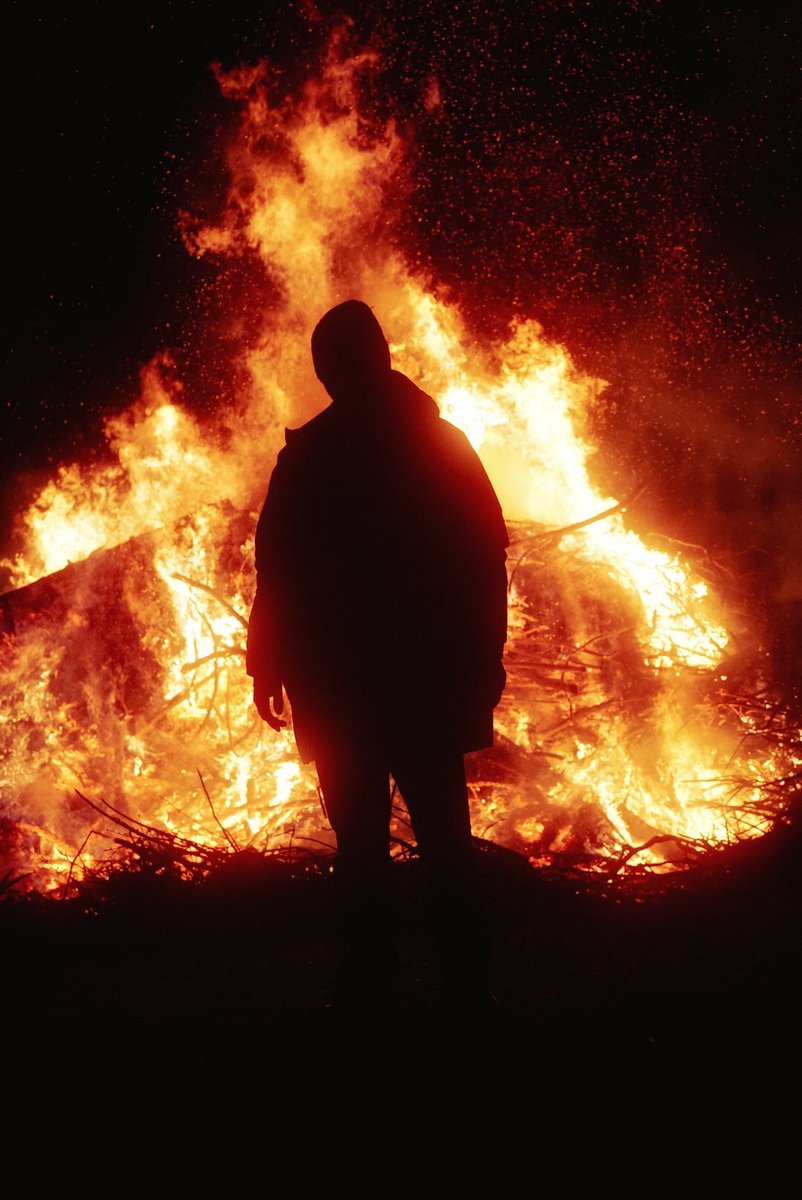 BobbySolace's tweet image. fear before the march of flames