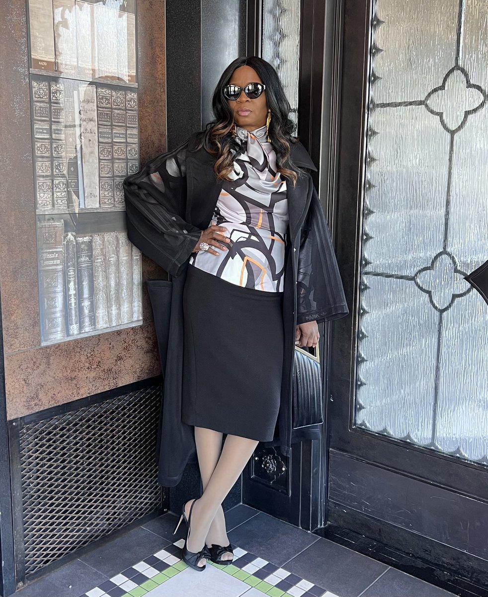 Church glow. Celebrating a RISEN Savior! #resurrectionsunday #TheMinistryCoach #PreachingModel #KingdomKlassy