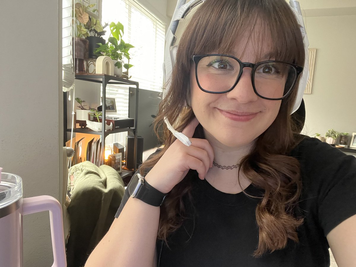 kelllombardi's tweet photo. Hi, maybe if you aren’t doing anything you can come hang out while I test stuff for next weeks stream? 🥹

Playing @FallGuysGame with @AllenArmour 

https://t.co/dRmqJoaggR https://t.co/eW7SDDGwGL