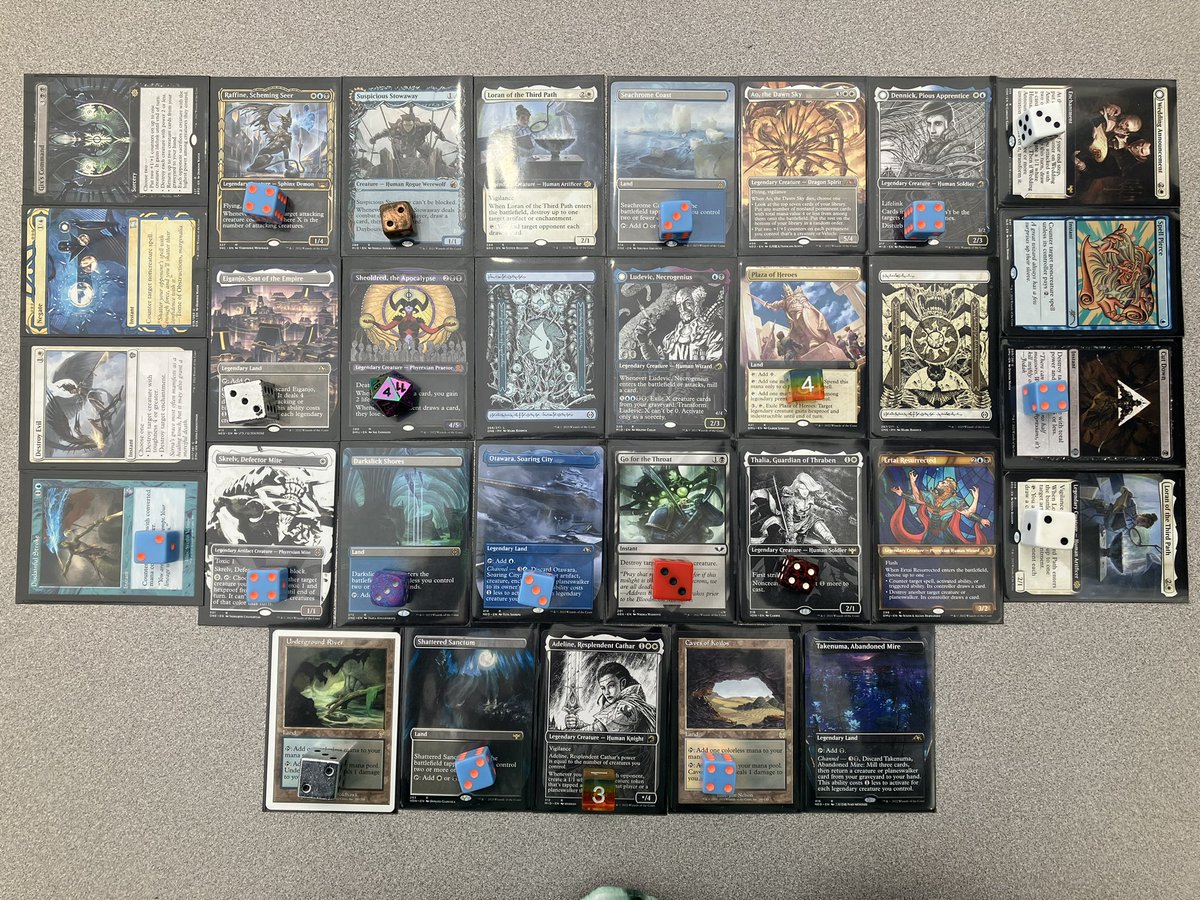 RuneclawBarich's tweet photo. 2-3 on the day for 9-5 and a whole lotta nothin. Sad, but at least I have the coolest lookin deck on the block 😎😎 #DreamhackMagic https://t.co/v5ZsFPu97J