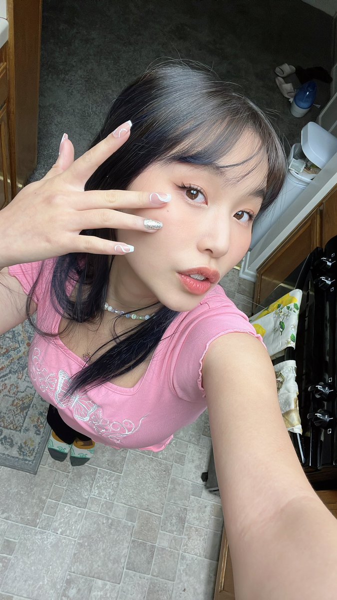 Lily’s alt🌸F4nsly on Twitter: "You can find more videos and pics here