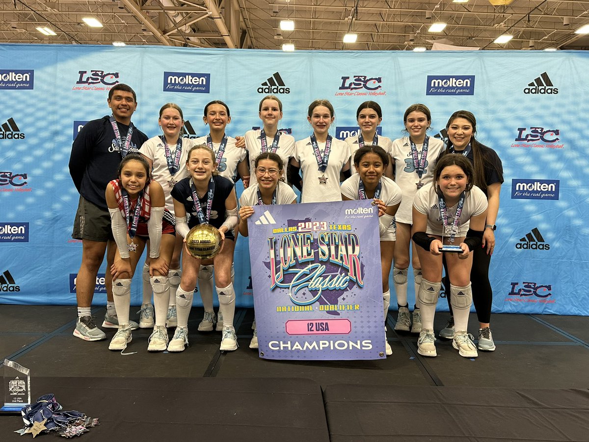 EmmaMcIver32's tweet photo. My team not only got a bid, but won the @LoneStarClassic l!! Minneapolis here we come!!🥇🥇🥇

@VBallrecruiter 
@SAJuniorsVB https://t.co/MEt9EdQxd8