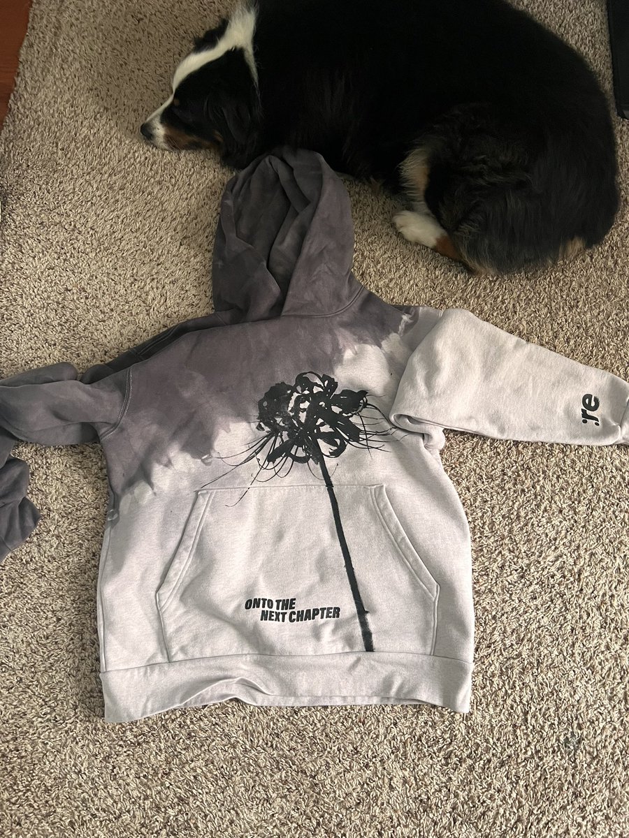 Subzeerroo's tweet photo. Final outcome of dyeing our heather gray hoodie :) https://t.co/dopKVF83Qk