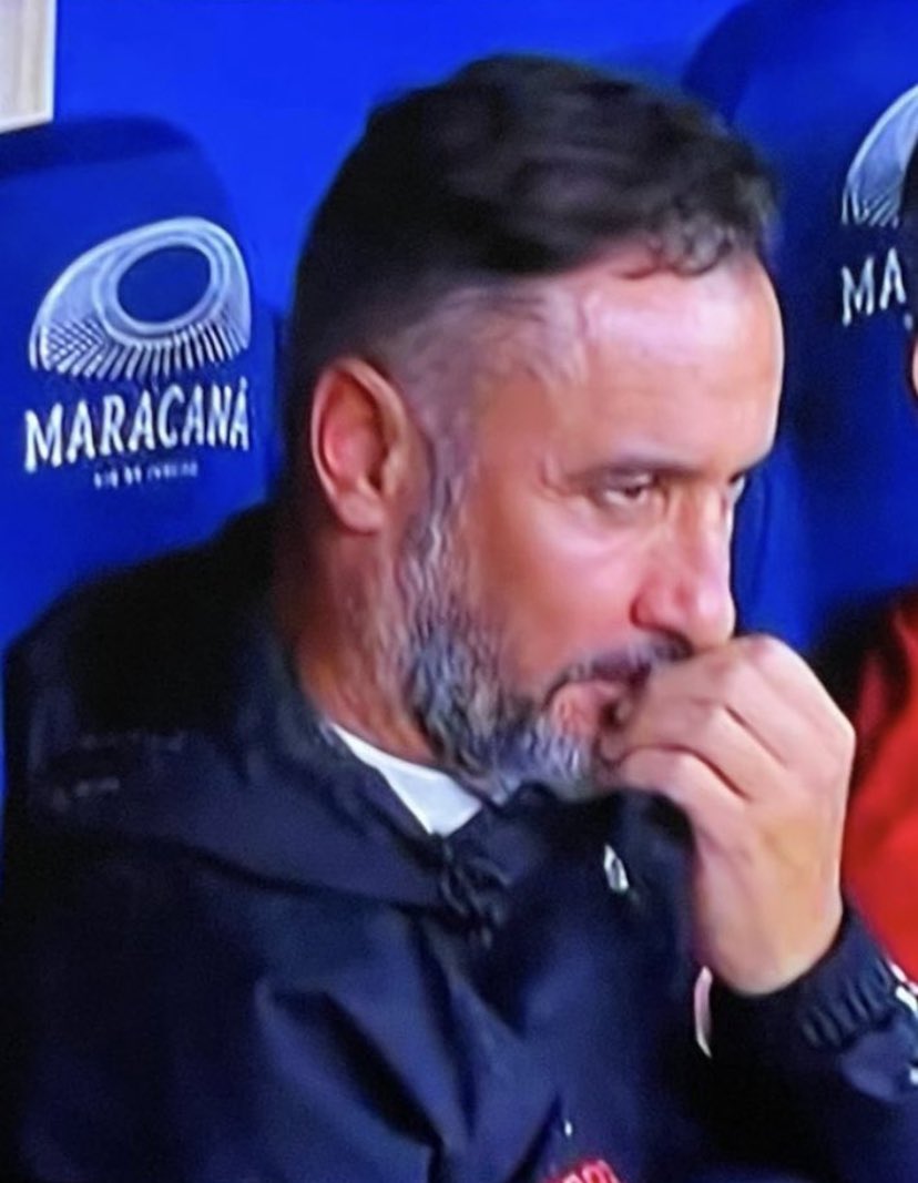 omeianacanela's tweet image. Vazaram imagens do VP já tremendo pro Dogão:
#flufla #ficavitorpereira #maringafc