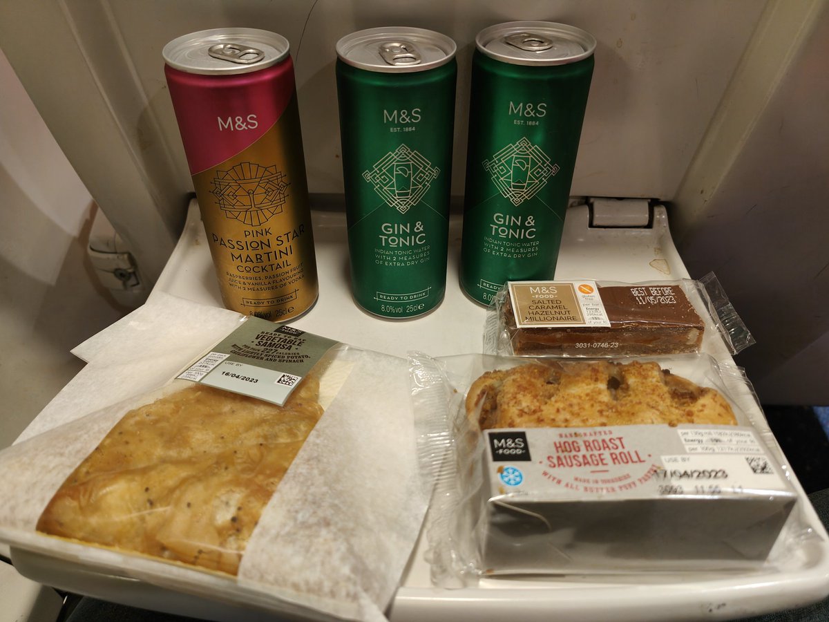 MatthewB1979's tweet photo. I've had a lovely day out.... #TrainBuffet #SWCE2023 https://t.co/Yrvje9uJyM