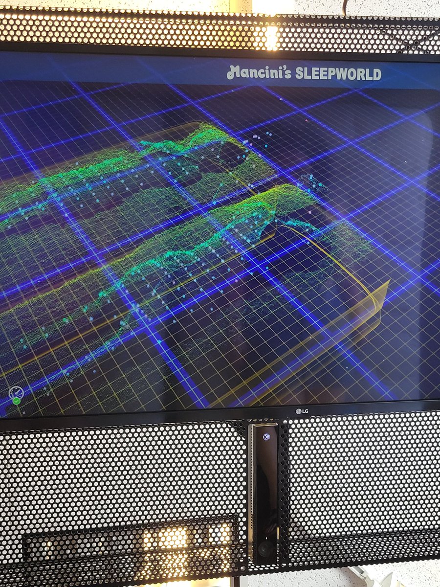 Imjustabilly's tweet image. Shout-out to @MancinisSleep for using an @Xbox #kinect in their mattress test.