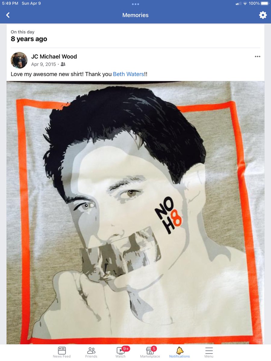 bethwaters1025's tweet photo. @JohnBarrowman This popped up in my Facebook memories! 💙💙 https://t.co/3lMbkMVTyd