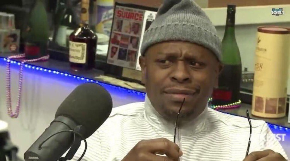 Ezmoneyjones_'s tweet photo. Why would I want two women complaining about me playing PS4? https://t.co/HQqm4LkhML