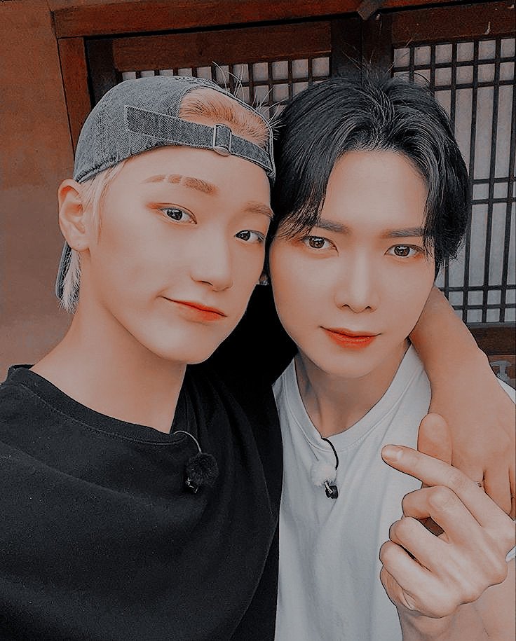 ⌨︎ ⇢#sansang ! short au . . .

avaliando os apelidos que meu namorado me dá.