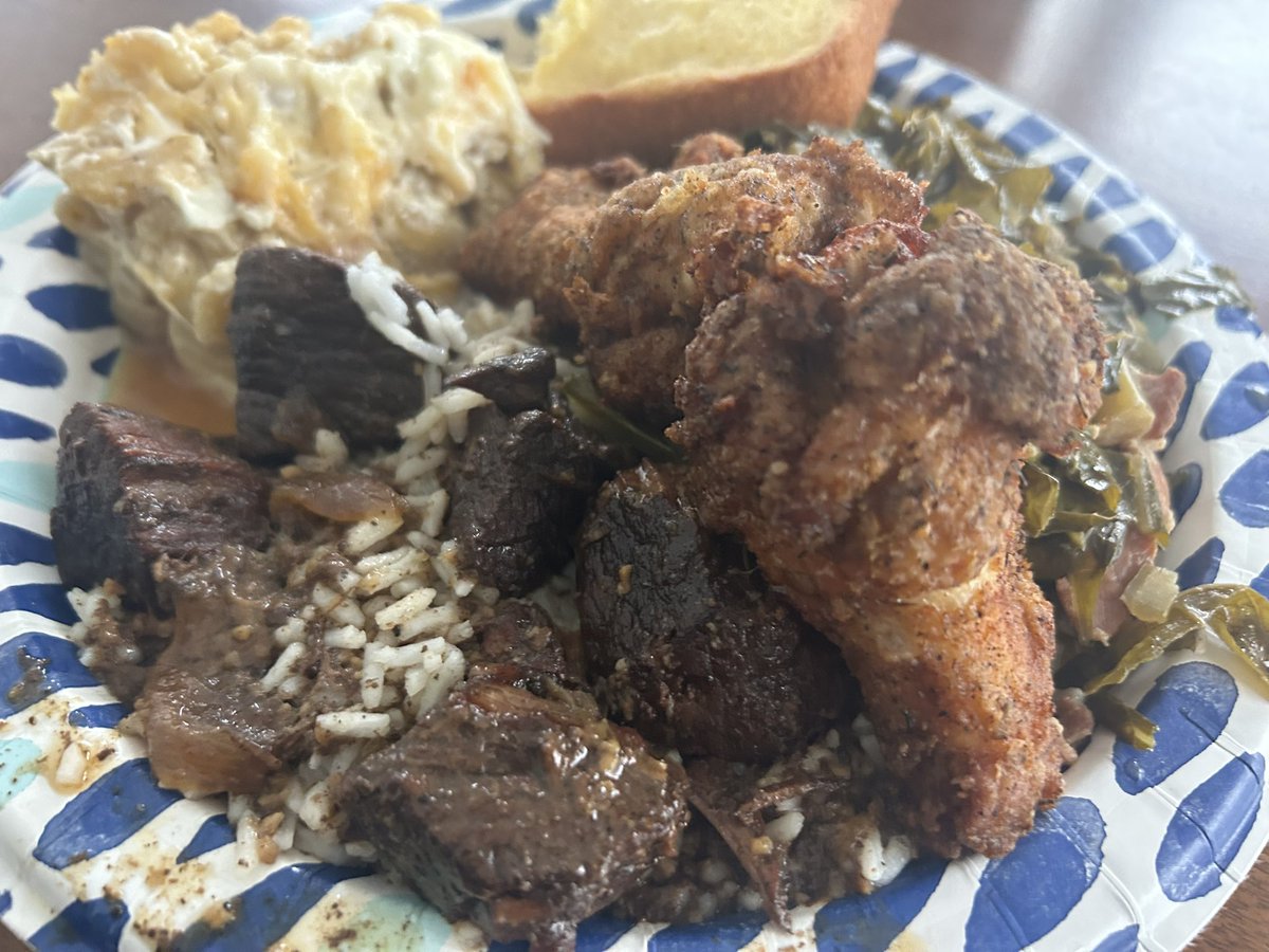 MsSCMiller1's tweet image. She cooks too! 😉