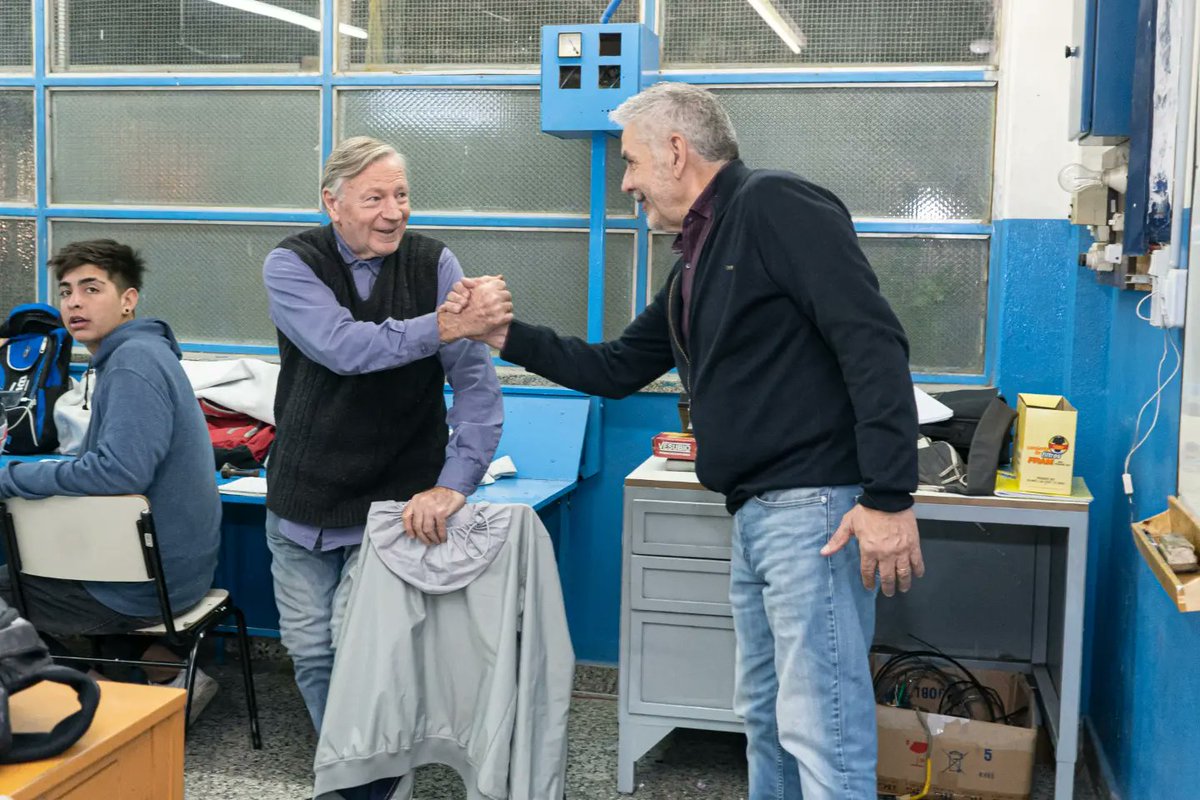 maxigarre's tweet photo. 📍 Escuela de Capacitación Laboral
Instituciones locales que trabajan para el desarrollo de nuestra localidad, aportado conocimiento y oportunidades.
#CompromisoConRegina 🧡 https://t.co/9b6Z3cCsaH