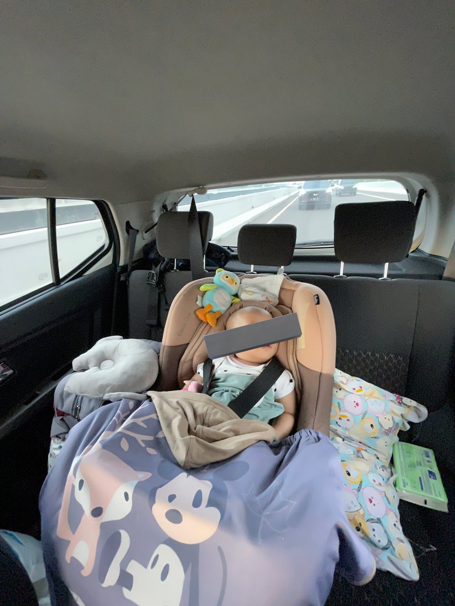 udah kayak bapaknya, sepanjang jalan kagak ada bangun-bangunnya ini anak. masyaa Allah