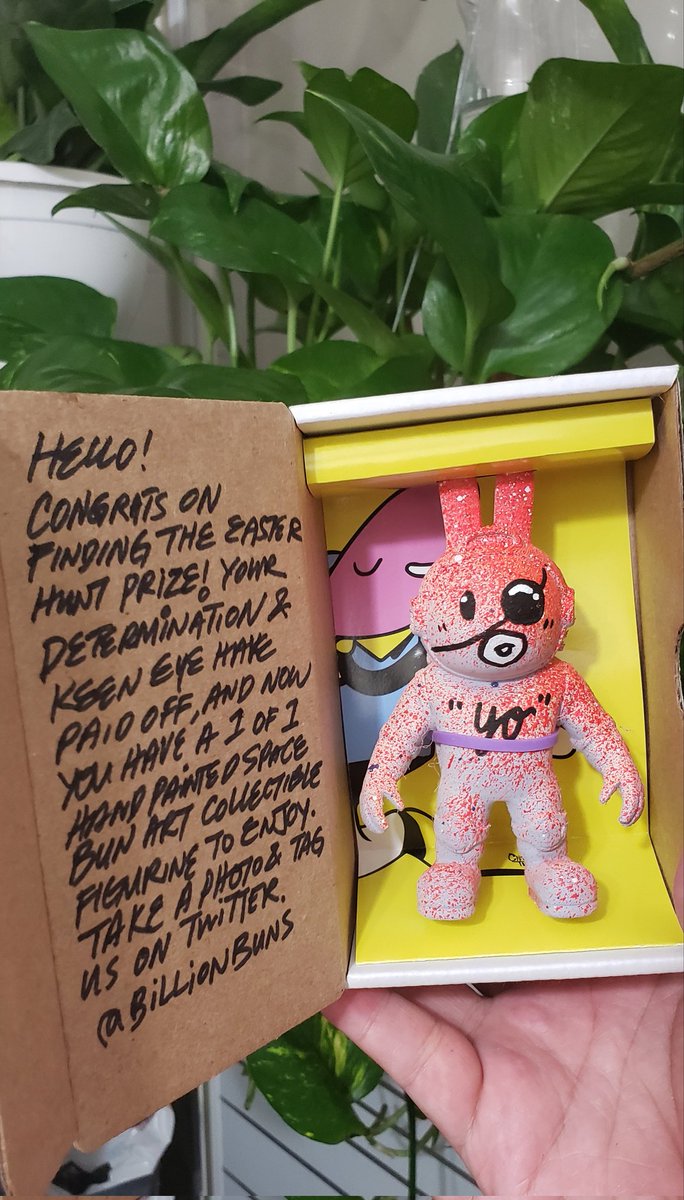 DimSum2099's tweet image. Home sweet home. I hope hidden #BillionBuns vinyl #3 adapts well to it's new surroundings. Happy Easter everyone!  Big shout out to @Chairman_Ting  for sharing such positive &amp;amp; memorable  vibes on a drippy rainy day... #Easter2023  #spacebuns