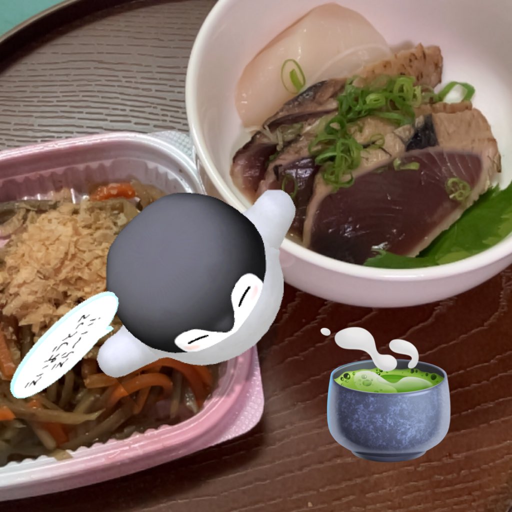 kame_touroku's tweet photo. お昼ごはんたびてえらい！

#コウペンちゃん
#miloha https://t.co/snDsalFCGM