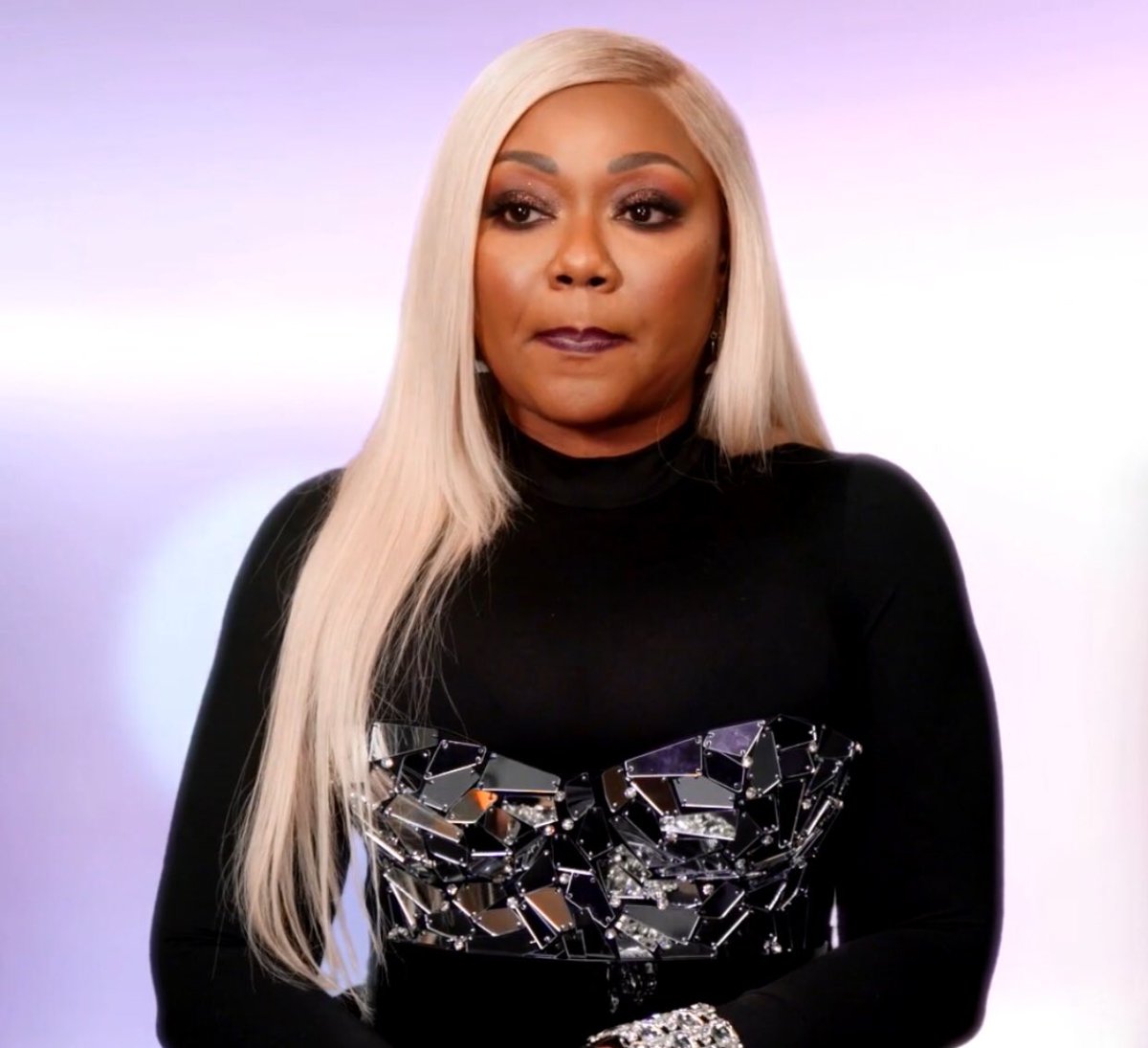 ThePeachReport's tweet photo. LaTocha: “There have been times when a lot of us have brought shows to the table and have gotten a percentage because we feel like we brought it to the table.”

Rocky: “If somebody paying me, they owe me. That means I did the deal.”

SOOO A KICK BACK?

#TheQueensOfRB #SWV #Xscape https://t.co/67XWi4fXGB