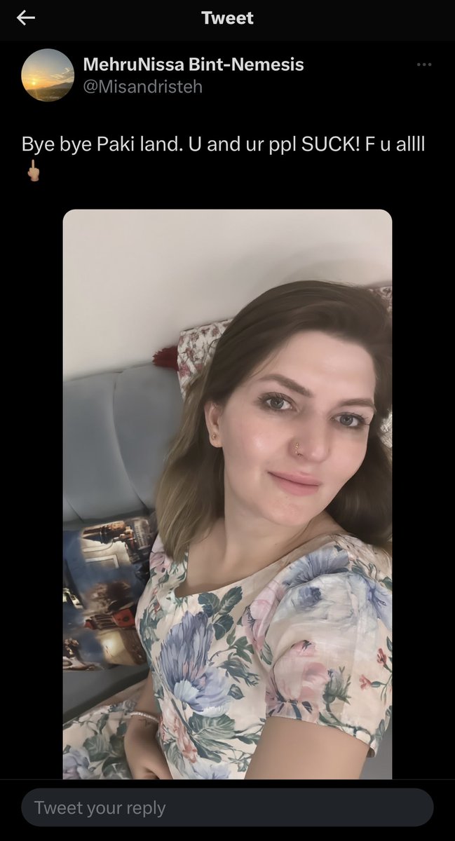 shamsaRehmani's tweet photo. Whatta shame to see that this despicable woman is saying F*** u all pakistanis …and shameless pakistanis  are praising her beauty and her nose pin.
Koi sharam hoty hey koi haya hoty hey ya sab bech ke kha gaye ho tum log. 

#brainlessbeauty #ungrateful #fucku2 https://t.co/nzGbwfnGIj