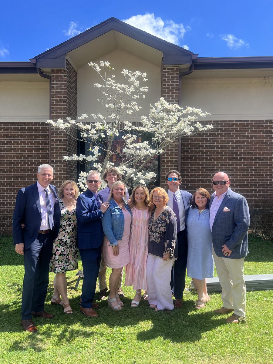 principalmel's tweet image. Happy Easter✝️ #framily #BeUMC