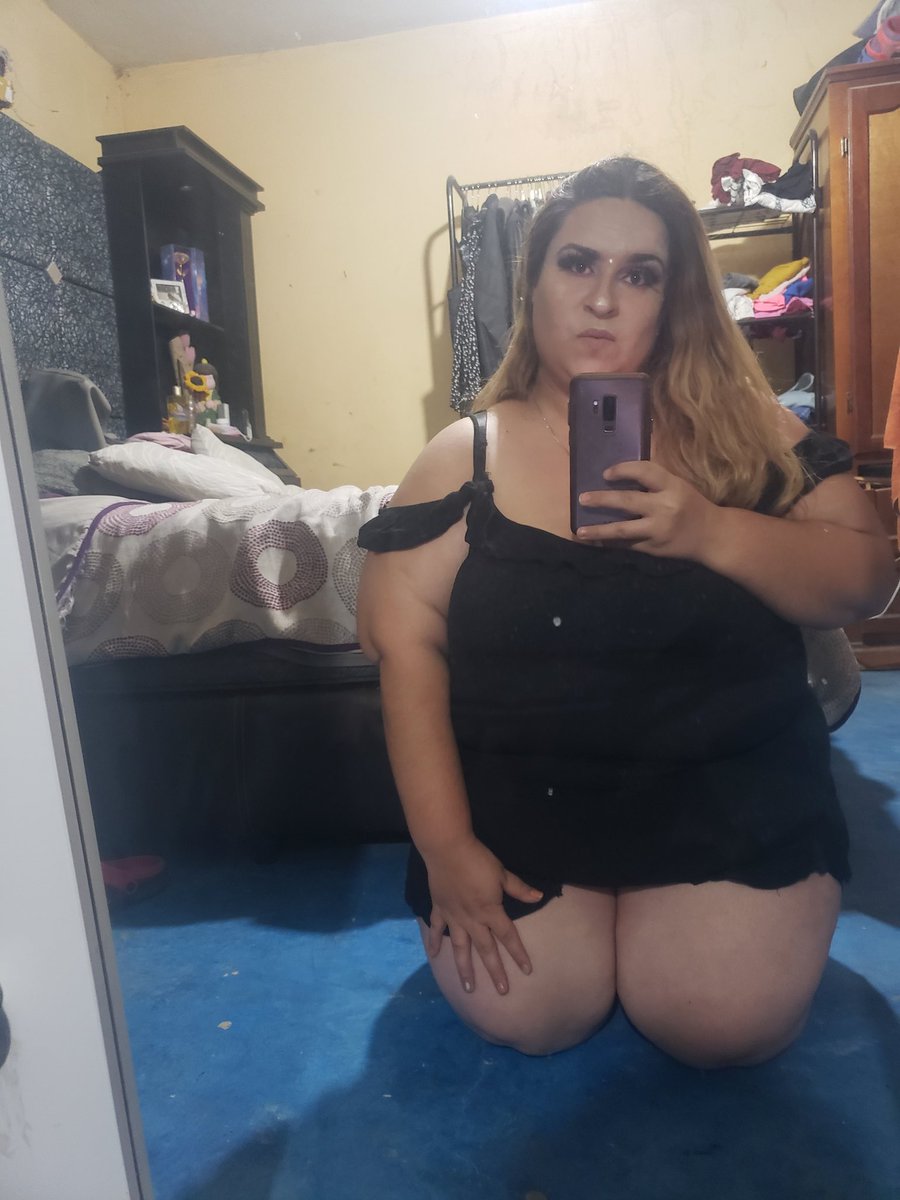 Daniela25045817's tweet photo. Te imaginas tu y yo🥵😈 https://t.co/WeBljAdeR8