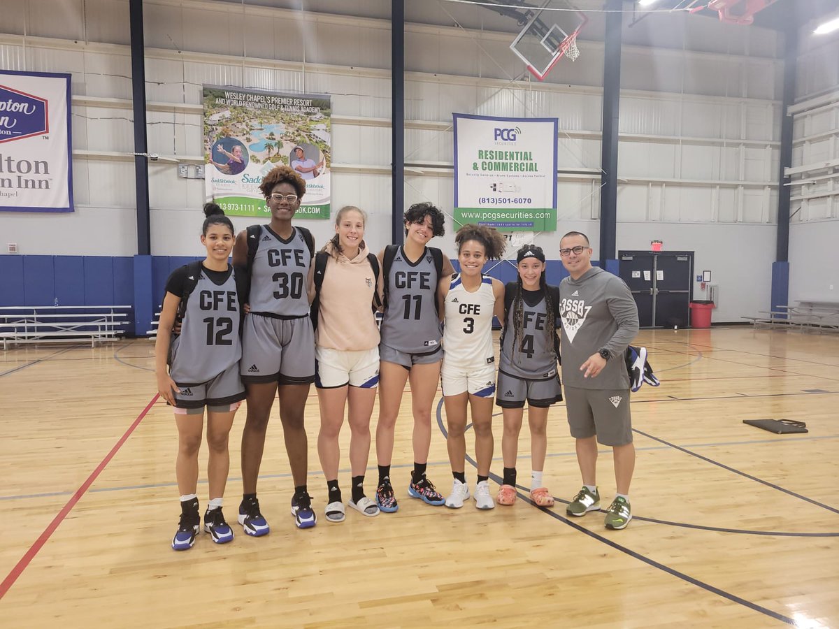 WesleyArocho's tweet photo. 😎 @CPCAGBASKET @CFE_BASKETBALL @FL_Lightning @cookie24__ @IamAshley03 @mxrociojimenez @http_fbalves @_ivanovic_t @samunoz25 🔥🔥 https://t.co/AgBxCcEGKV