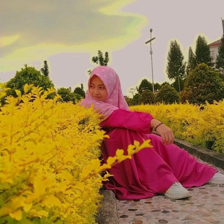yusrahaqqul's tweet photo. #FotoProfilBaru https://t.co/Rofr1OuvH5