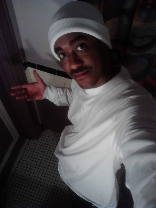 🌊TheRealMrTsunami🌊 - I'm so fly a venus flytrap can't even bite my style! 💪🏾💯 #MrTsunami https://t.co/QE24s50tfD