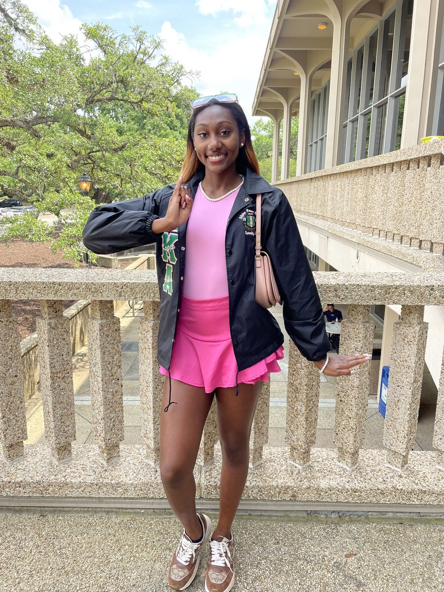 mojo0820's tweet image. The Yard just got a whole lot Prettier 💚💕 Allow me to reintroduce myself as Foreseen Destiny #Spring23