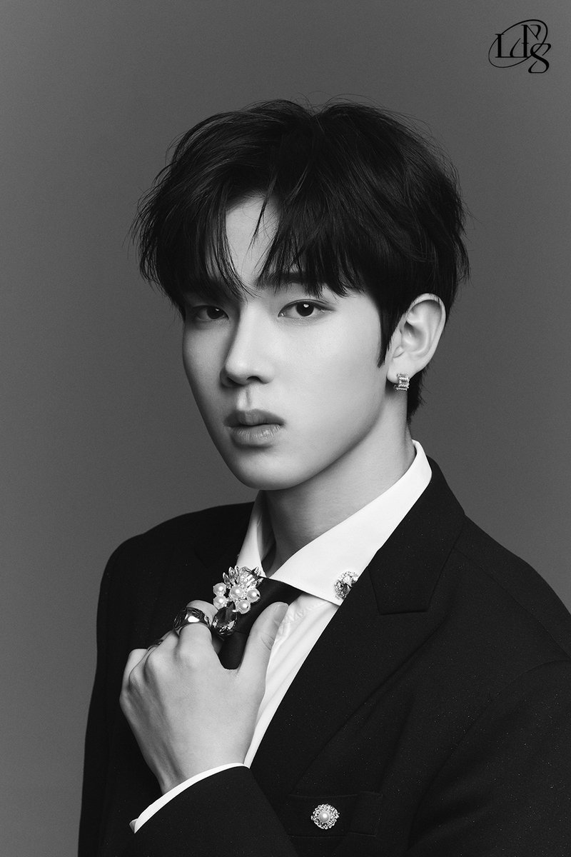 LUN8 OFFICIAL tweet media