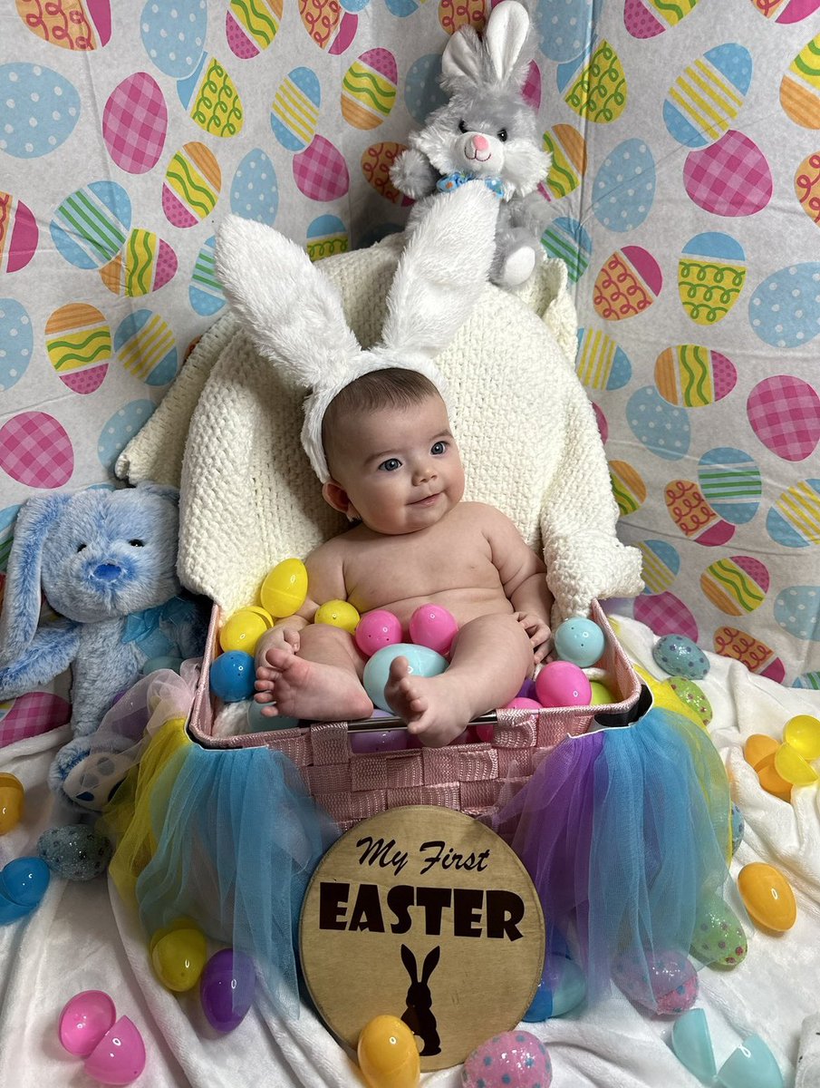 Happy Easter 🐣🐰💗💐