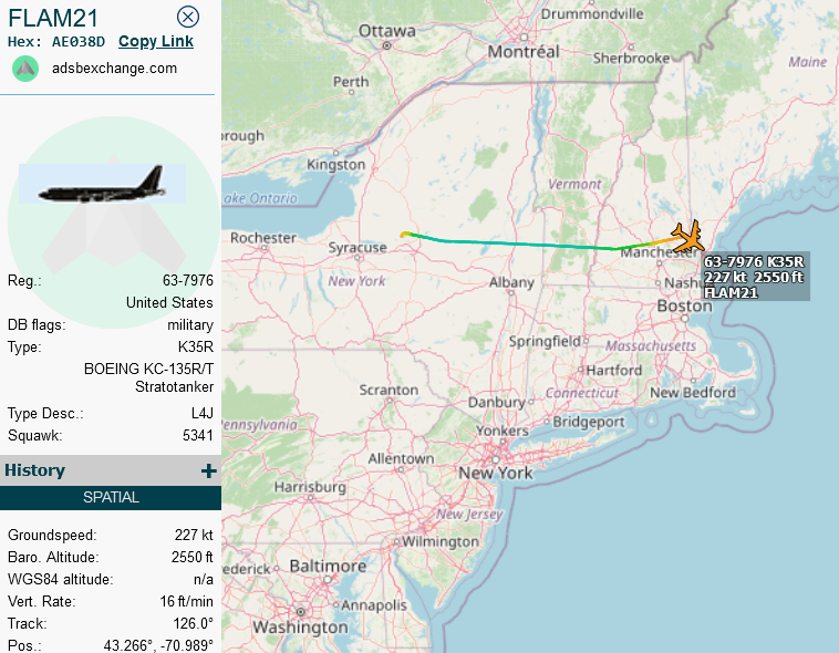 SirListenalot's tweet photo. #KC135 #AE038D showing as #FLAM21, but calling as "FLAME21" is inbound Pease now https://t.co/3Pt1q5Clil