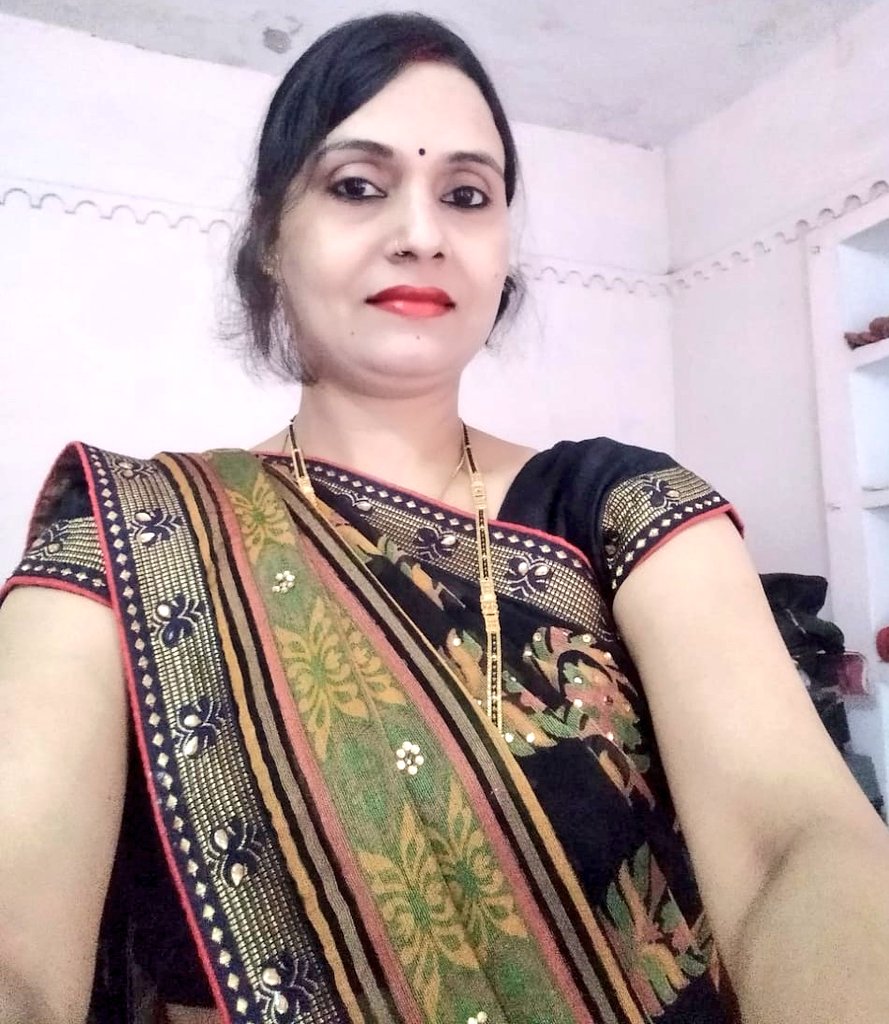 I_am_Shikhaa's tweet image. ॐ त्रयम्बकं यजामहे सुगन्धिं पुष्टि वर्द्धनम्‼

उर्वारुकमिव बन्धनान्मृत्योर्मुक्षीय मामृतात्‼

🙏🙏🙏🙏🙏

#जयमातादी
 
 #ऊँ_नमः_शिवाय 🔱

#सुप्रभात🙏

 #हर_हर_महादेव 🙏🔱

राधे राधे 🙏🙏