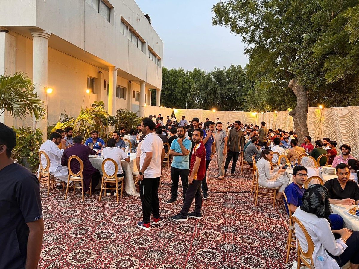 YDAjpmc's tweet photo. Aftar dinner organised by YDA JPMC.
The event was attended  by young doctors and faculty members, and they had a pleasant and friendly conversation with each other in a healthy environment.

The faculty members appreciated the efforts of YDA in promoting a positive environment. https://t.co/7AB329YhAR